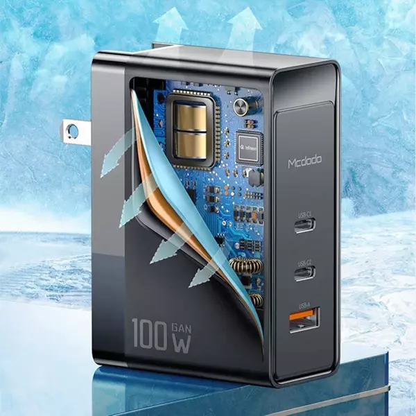 شارژر دیواری مک دودو مدل CH-8101 pro
