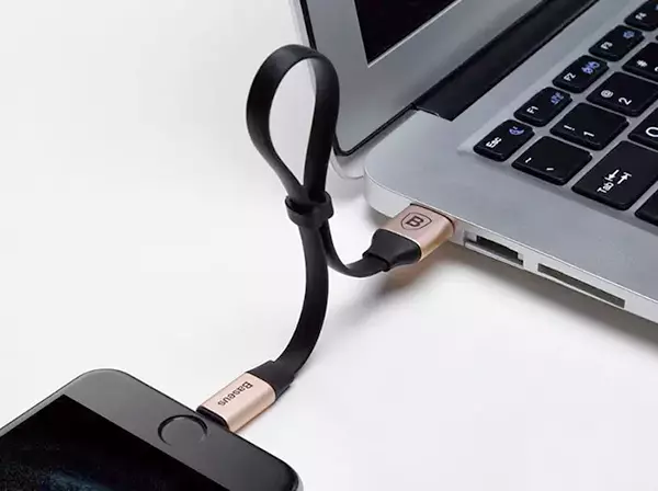 کابل تبدیل USB به لایتنینگ بیسوس مدل CALMBJ-B01 طول 0.23 متر