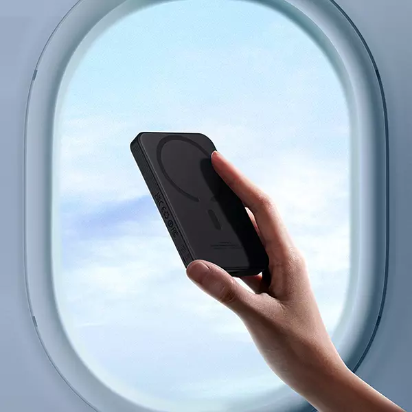 پاوربانک بیسوس مدل P10022107113 ظرفیت 5000 میلیآمپر ساعت