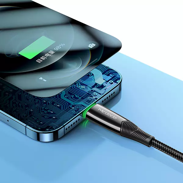 کابل تبدیل USB-C به لایتنینگ مک دودو مدل CA-8563 طول 1.8 متر