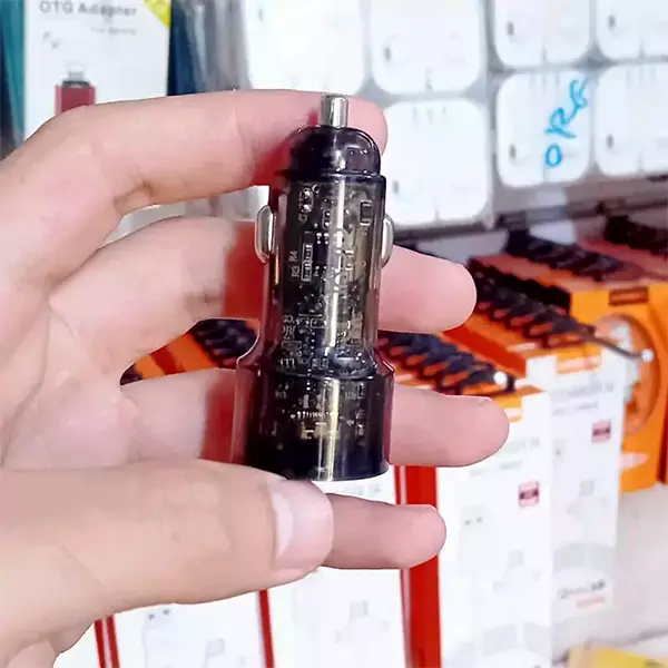 شارژر فندکی Ofyi مدل CC06