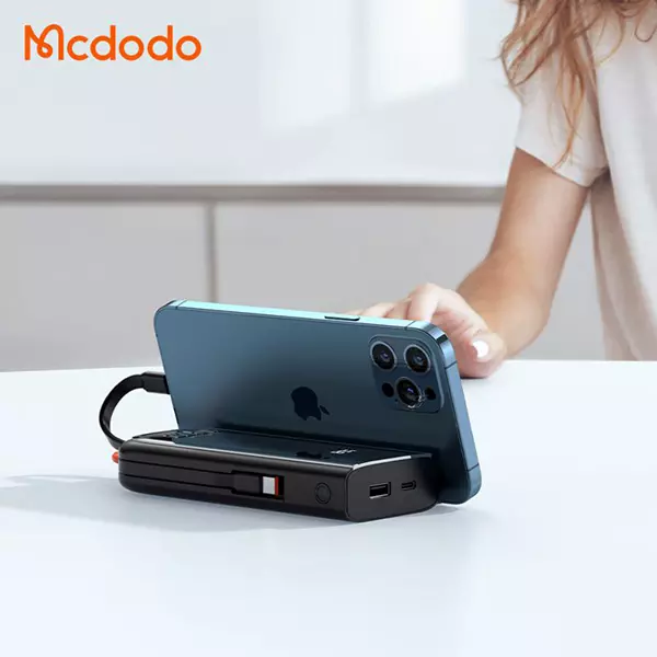 پاوربانک 10000 مک دودو مدل MC-1161 با توان 22.5 وات