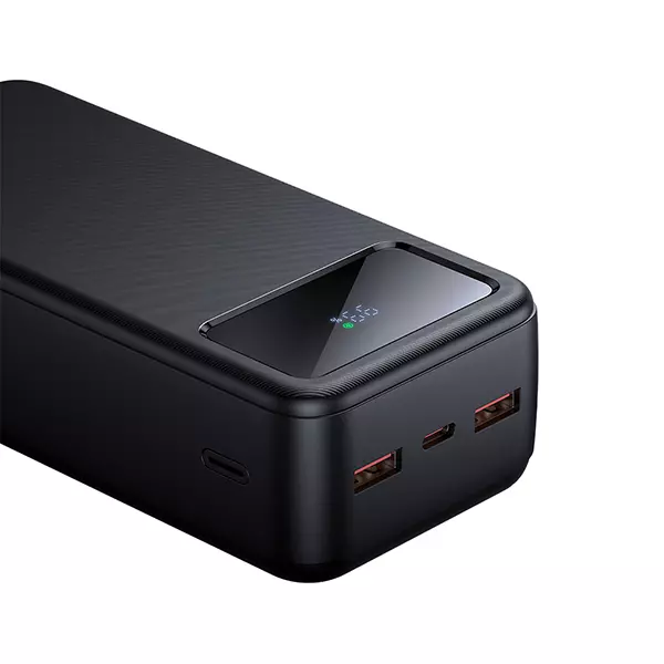 پاوربانک 30000 مک دودو مدل MC-4240 با توان 22.5 وات