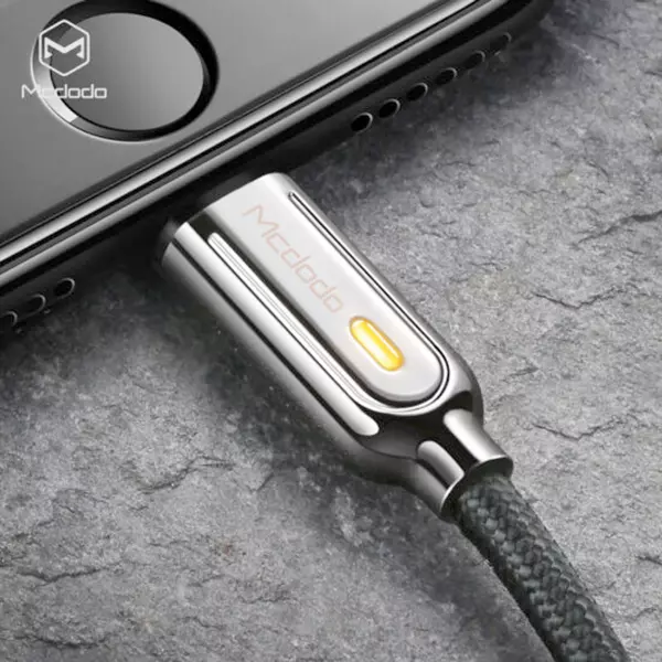 کابل تبدیل USB به لایتنینگ مک دودو مدل CA-5261 طول 1.2 متر