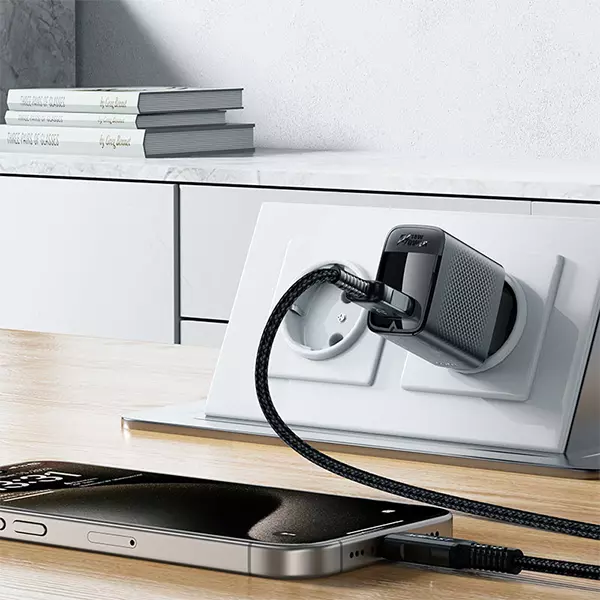 شارژر دیواری ایس فست A90 QC18W همراه با کابل