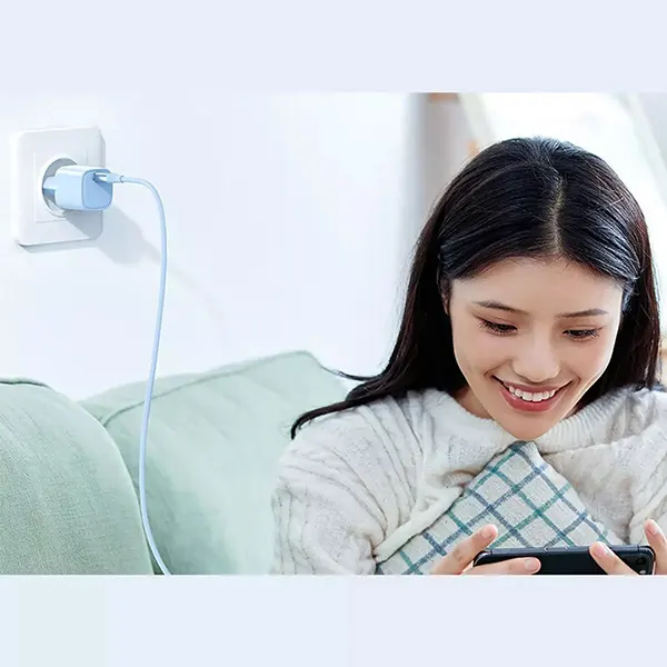 کابل و شارژر 20 وات مک دودو مدل CH-469