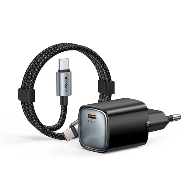 شارژر دیواری 65 وات مک دودو مدل CH-826 به همراه کابل USB-C